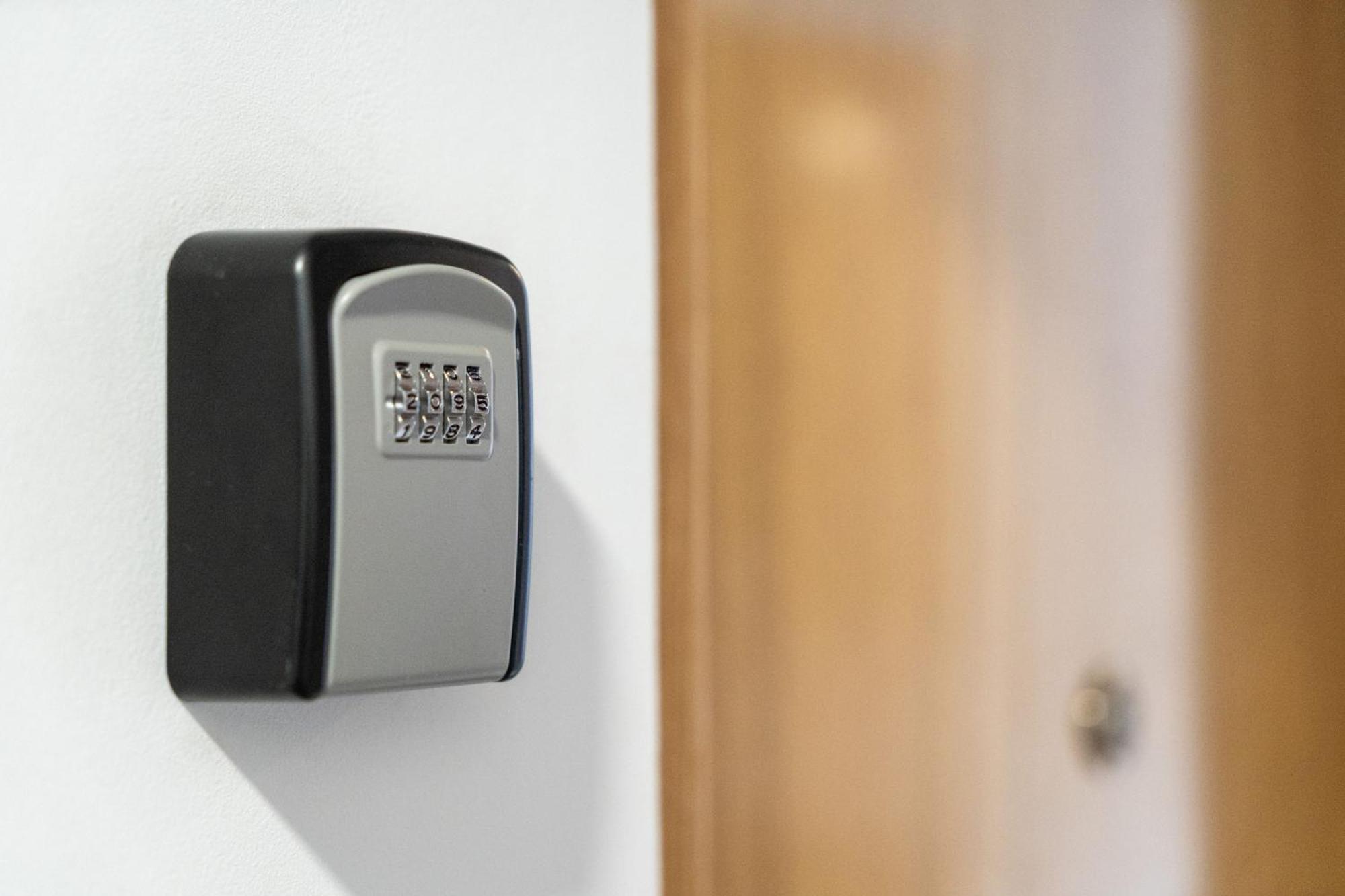 Madrid Riverside Studios Con Parking Incluido Alquiler Temporal Экстерьер фото
